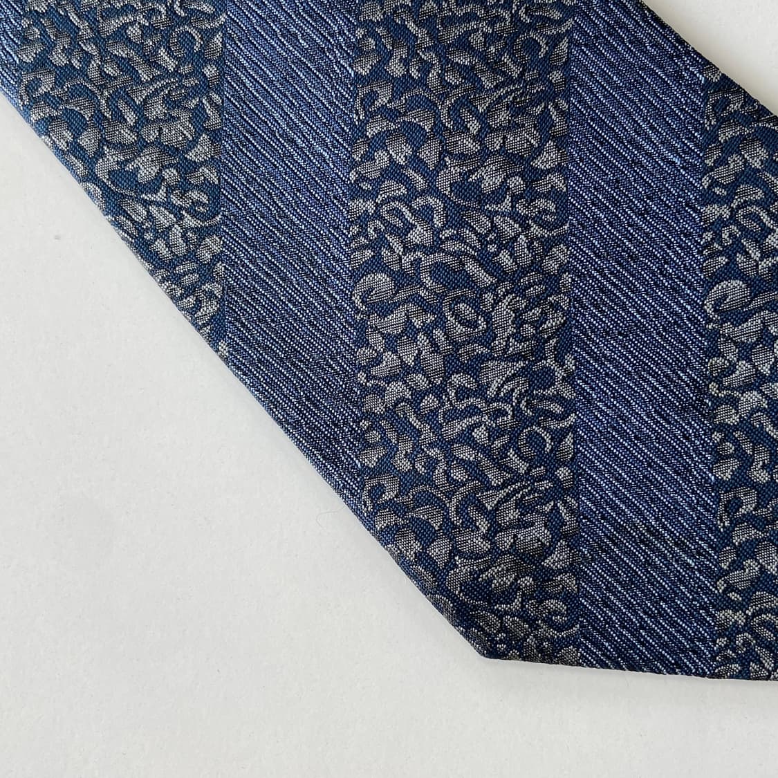 YSL 입생로랑 명품 정품 넥타이 7.7cm 상품이미지8