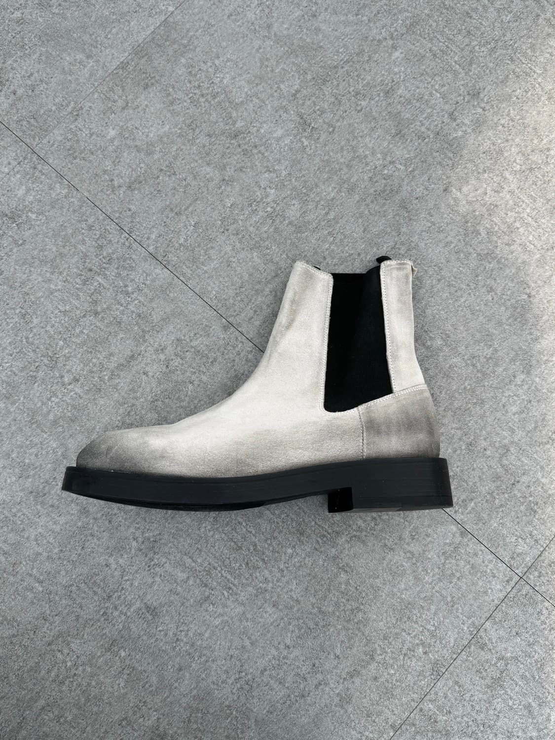 ZARA 화이트 누벅 부츠 상품이미지1