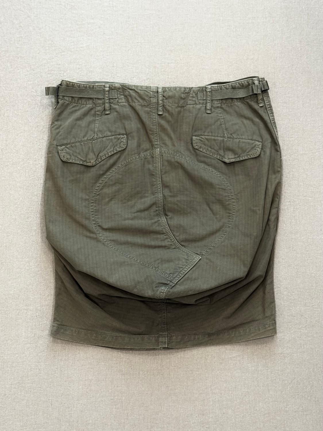 캐피탈 슈링크 카키 미디 스커트 상품이미지4