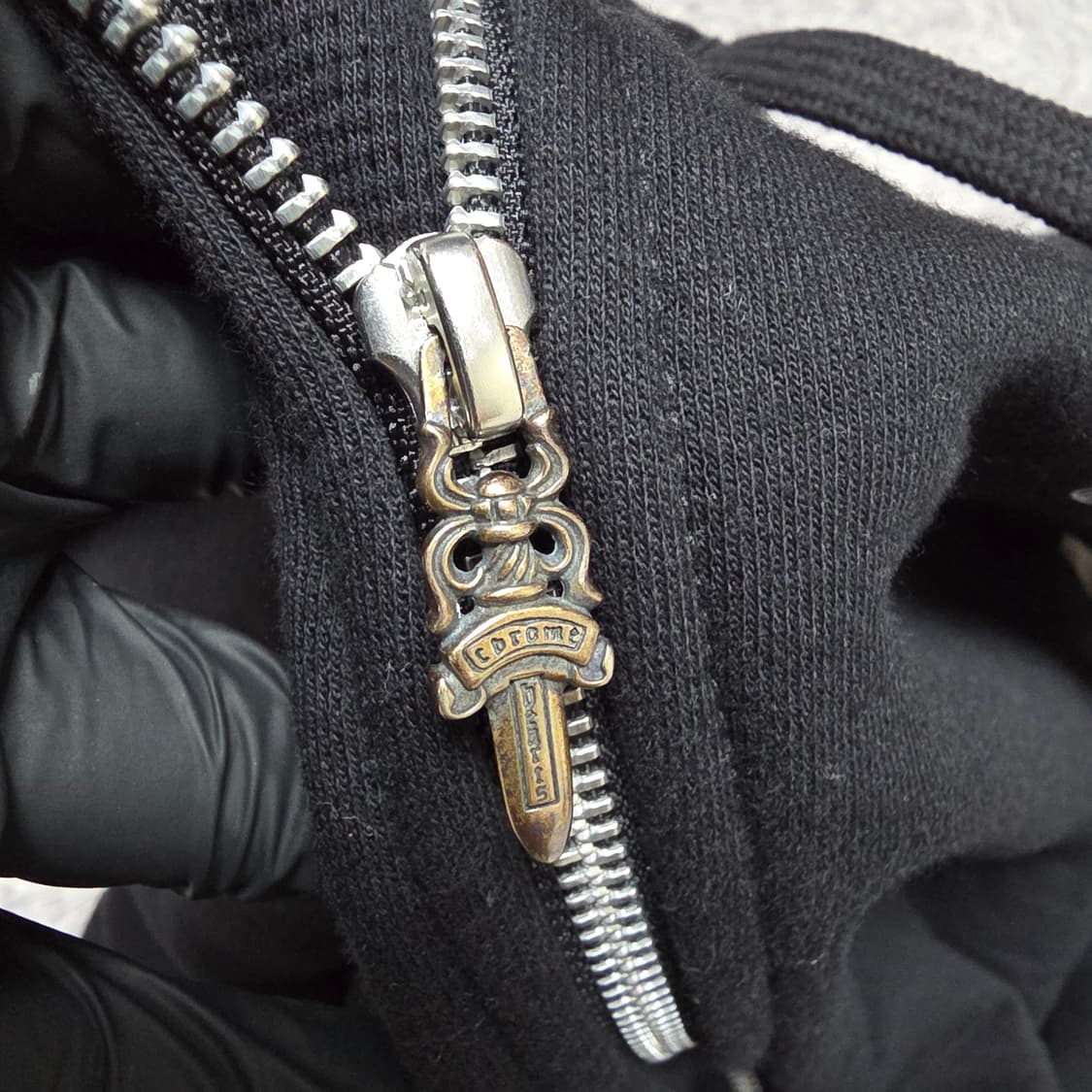 {클로젯}[L][새상품급]크롬하츠 스크롤 더블 로고 헤비웨이트 후드집업 상품이미지8