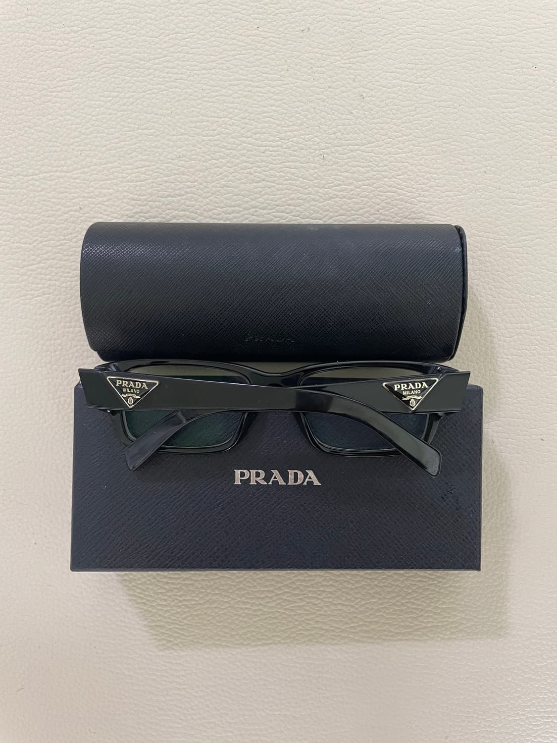 PRADA 블랙 스퀘어 안경 상품이미지1