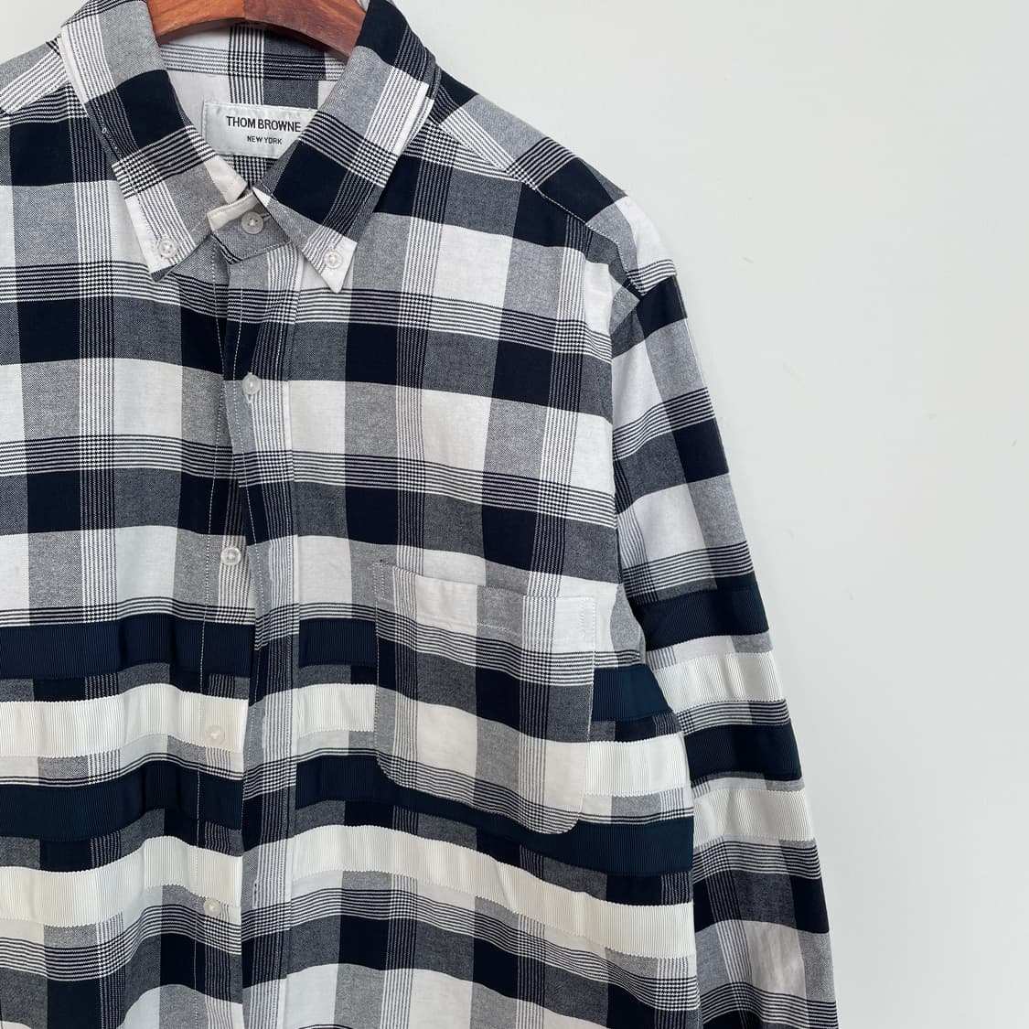 톰브라운 4선 완장 옥스포드 체크 셔츠 상품이미지3
