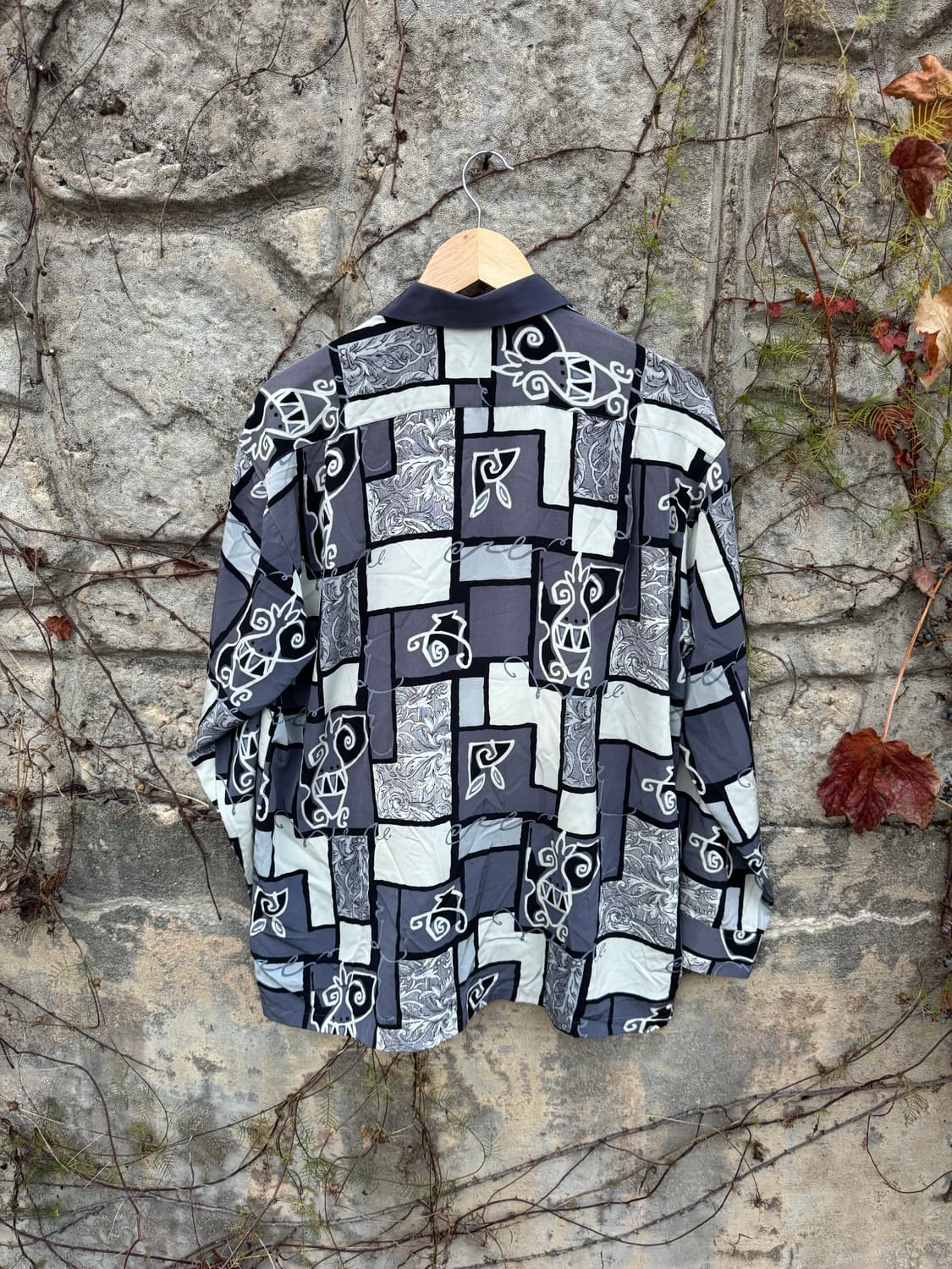 일본 빈티지 폴리 100 에스닉 패턴 셔츠 상품이미지2