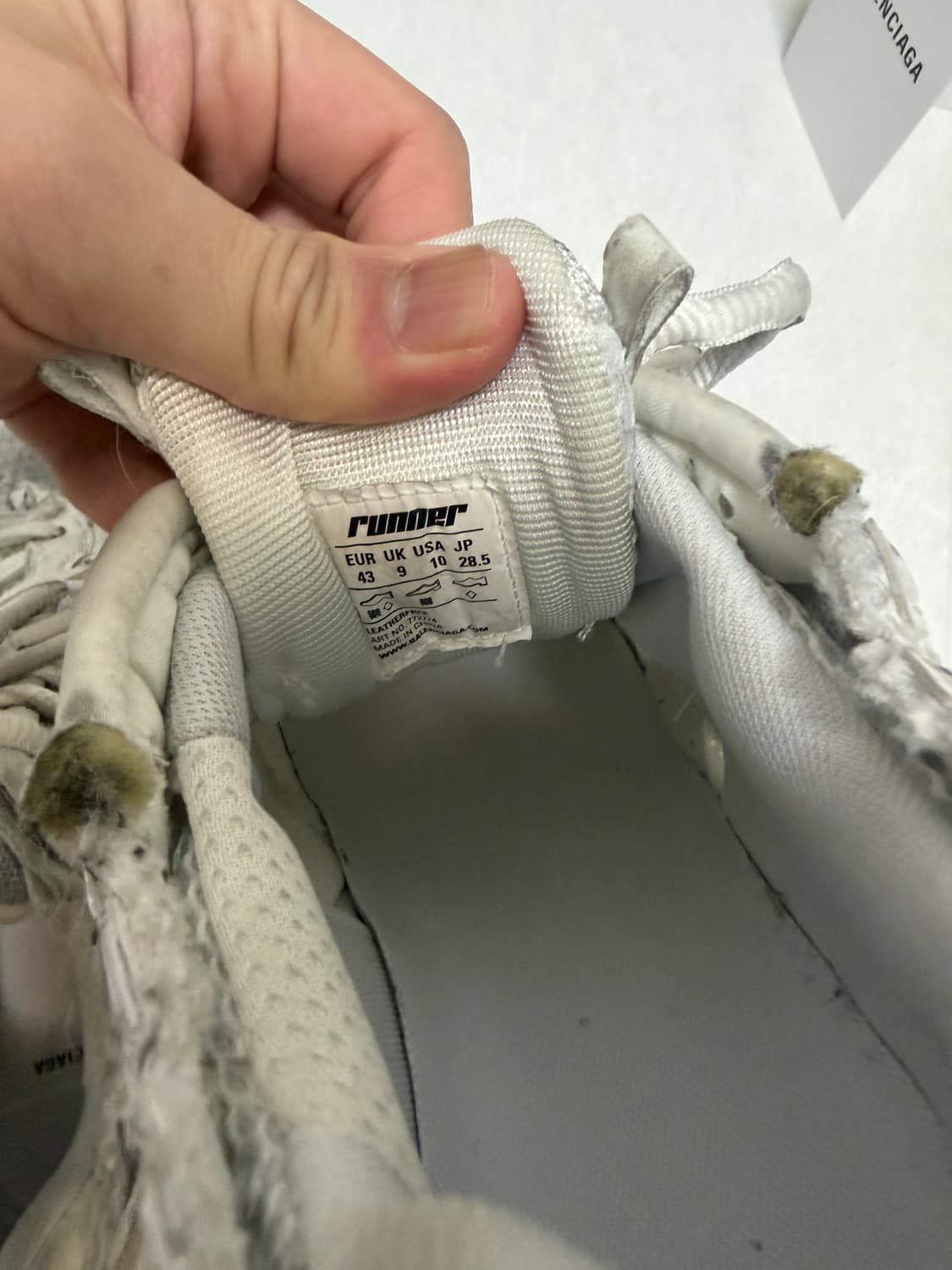 [10분 착용, 43] 발렌시아가 러너 그래피티 스니커즈 화이트 블루 상품이미지5