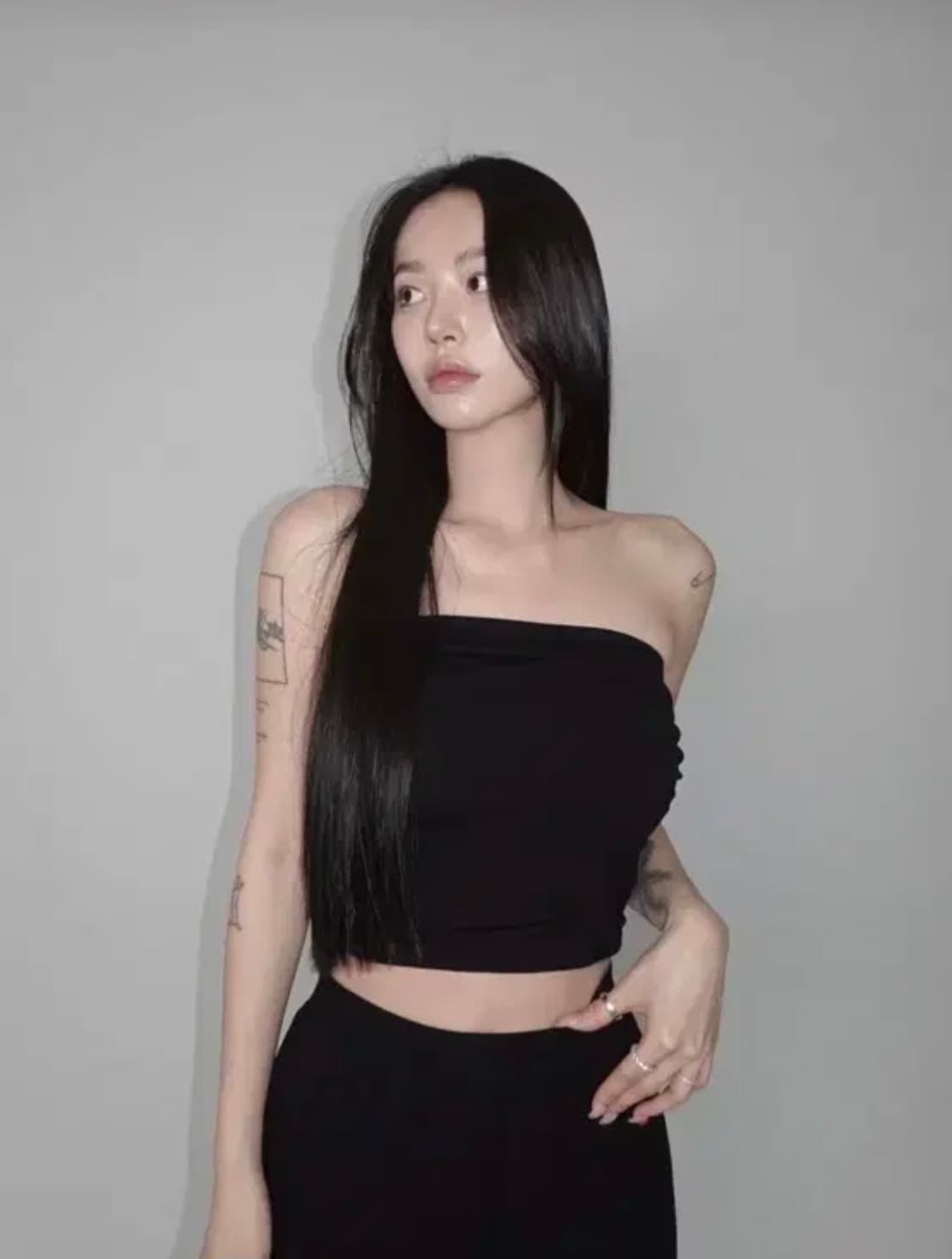 (미개봉 새상품) 페일제이드 쉬어링 튜브탑 (블랙) 상품이미지2