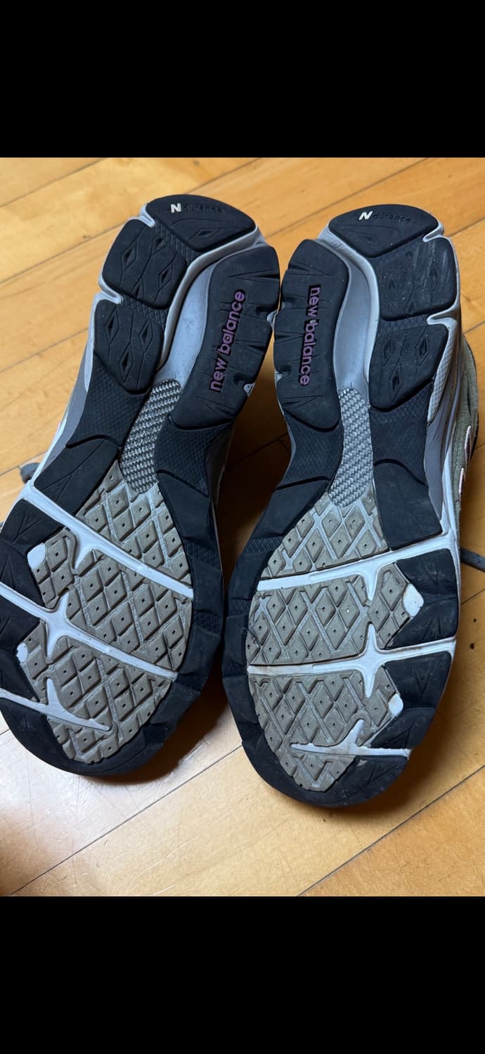 뉴발란스 990v3 메이드 인 USA 올리브 리프 블랙 275 상품이미지2