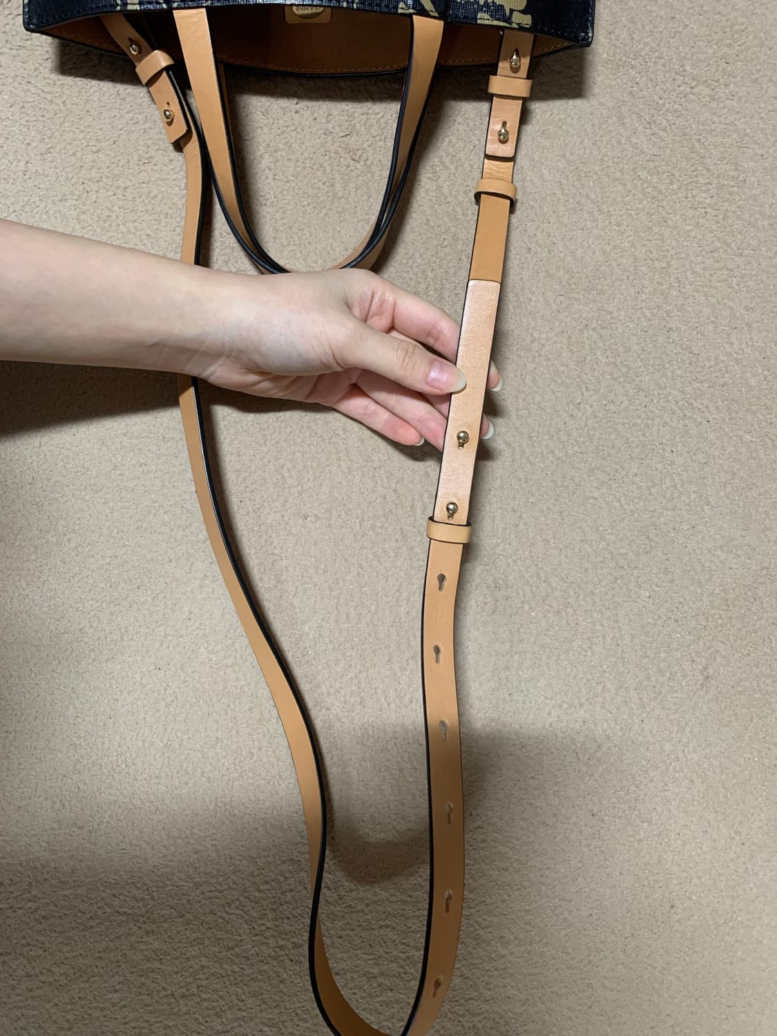 가니 스페이스 이즈 더 플레이스 토트백 미디엄 상품이미지9