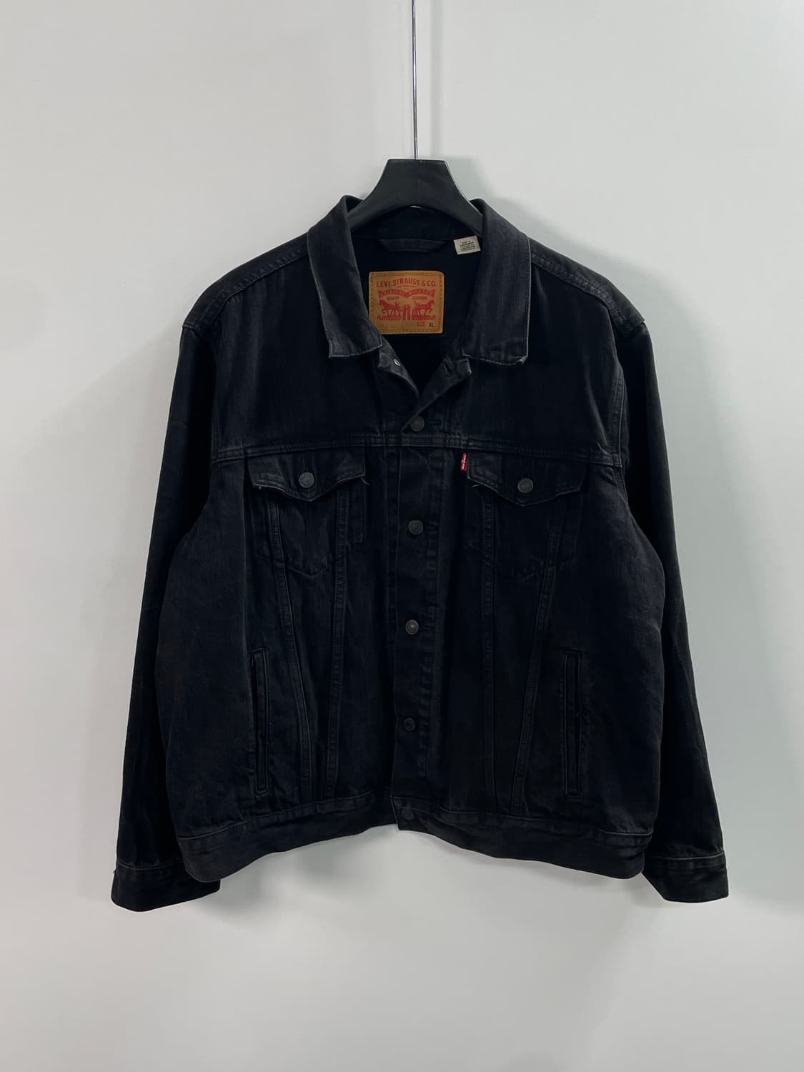 리바이스 레드탭 흑청 워싱 데님자켓 (on.242) 상품이미지1