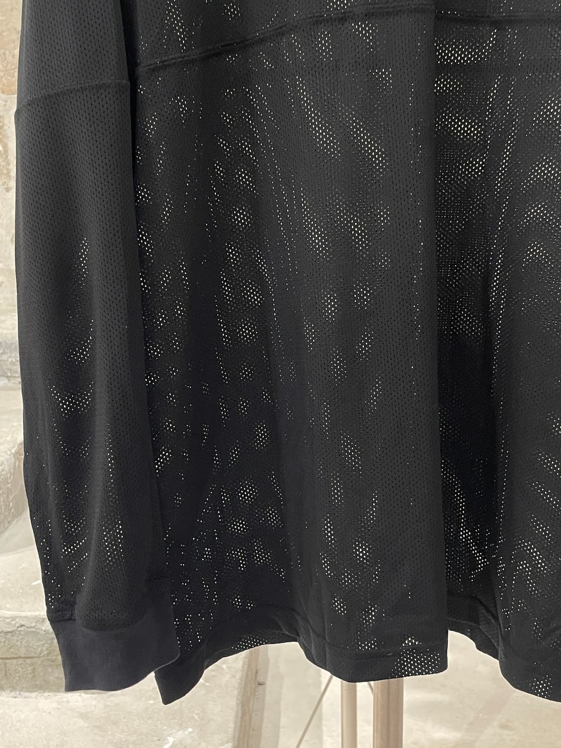 슈프림 25S/S 블랙 아라빅 메쉬 롱 슬리브 상품이미지4