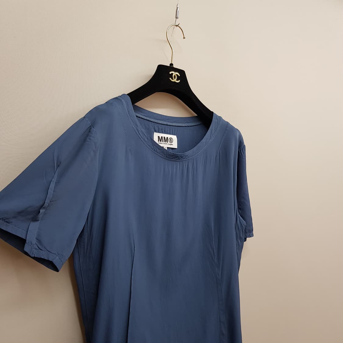 MM6 메종 마르지엘라 블루 라운드넥 실크 블라우스 IT 44사이즈 상품이미지3