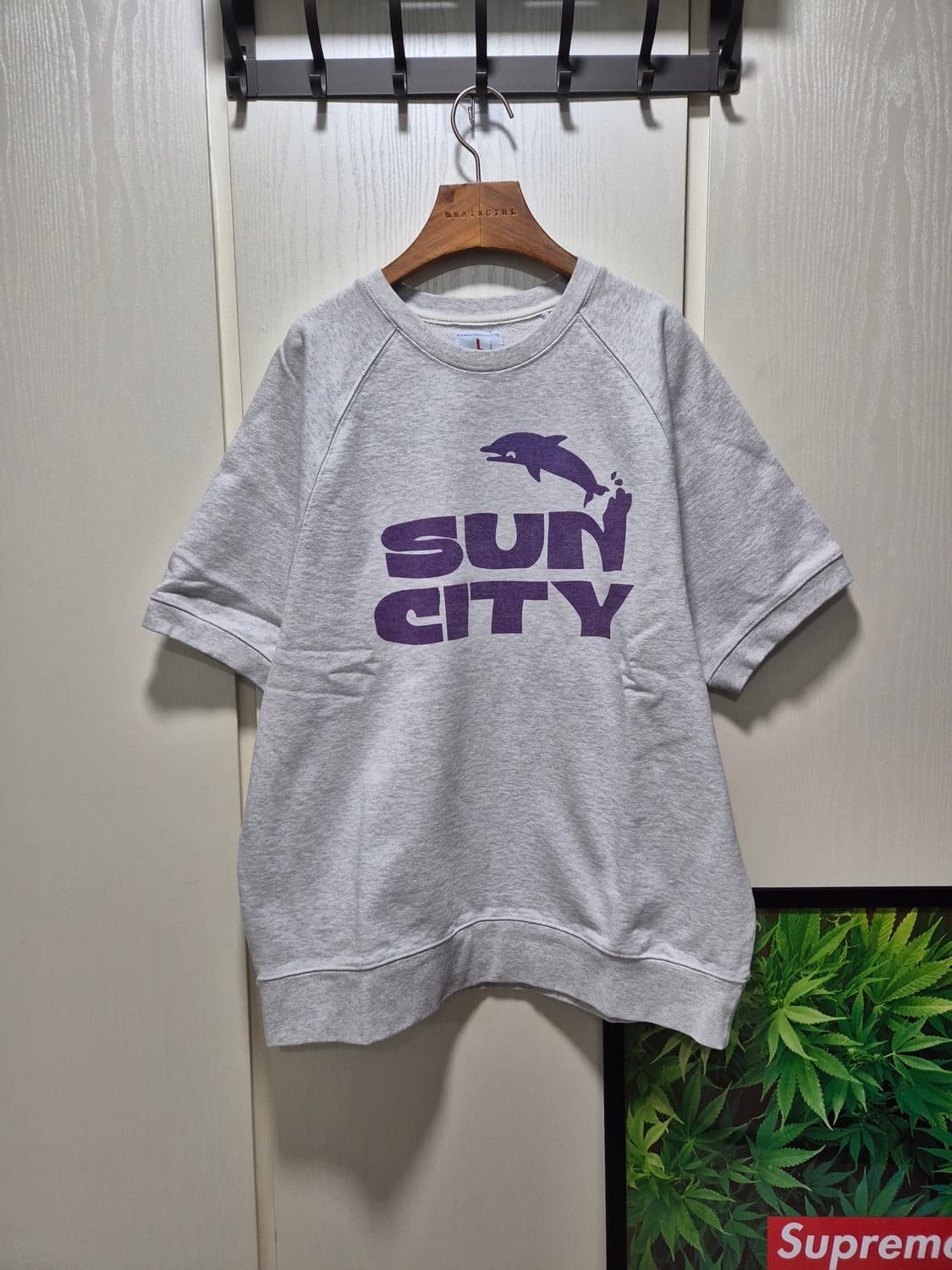 (세일)(새상품)썬시티 반팔 맨투맨 티셔츠 회색 상품이미지1