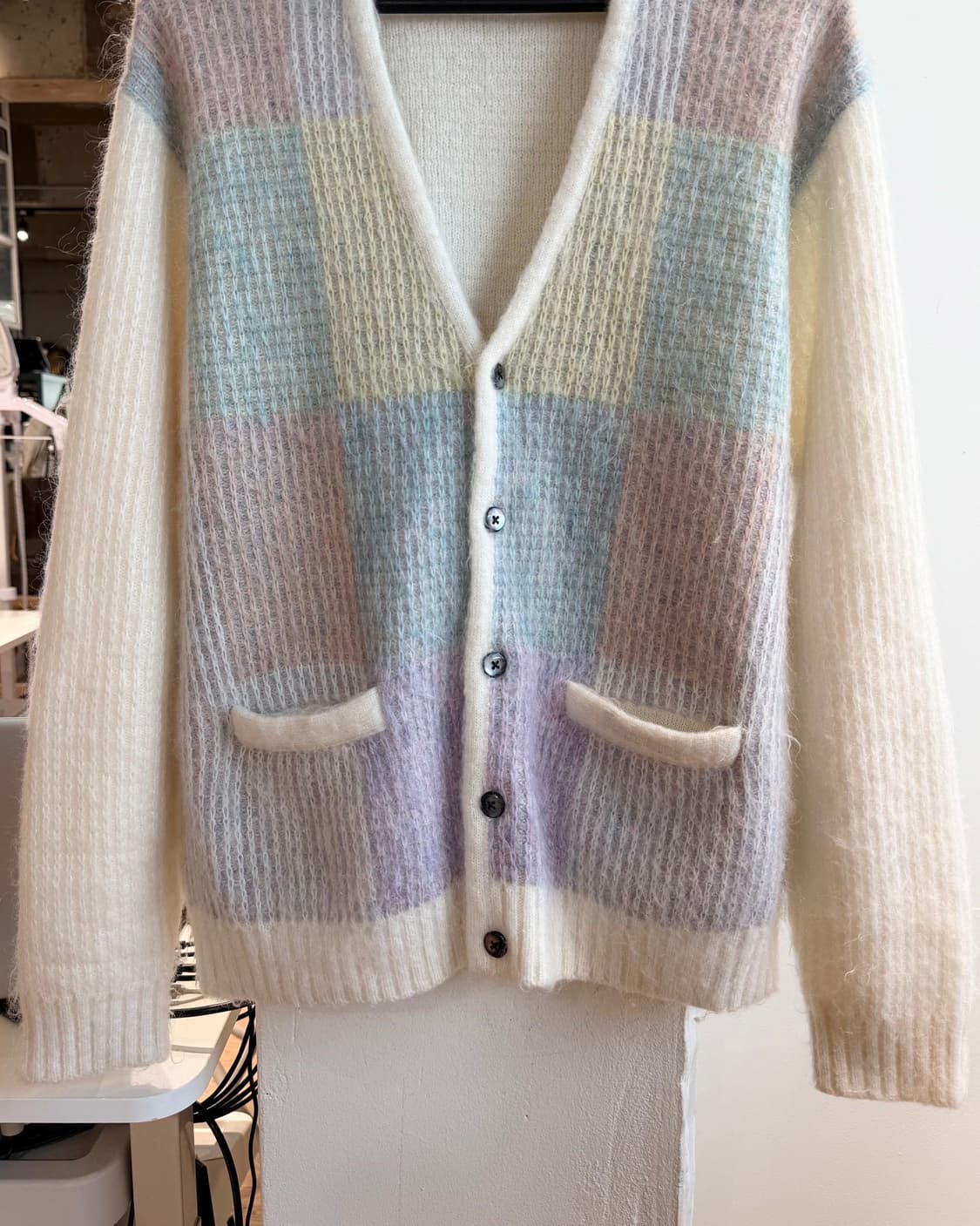 슈프림 아이보리 22ss 브러쉬드 그리드 가디건 상품이미지6