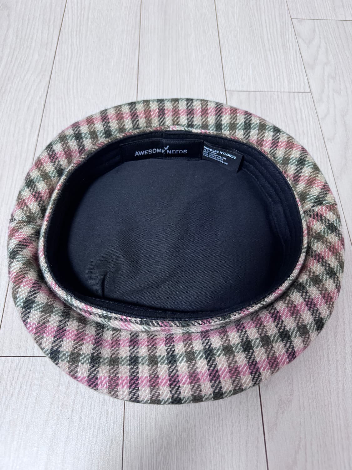 awesome needs 체크베레모 판매합니다  상품이미지3