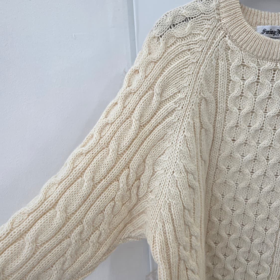 Swing Beat 울100% 아이보리 피셔맨 케이블 니트 상품이미지5