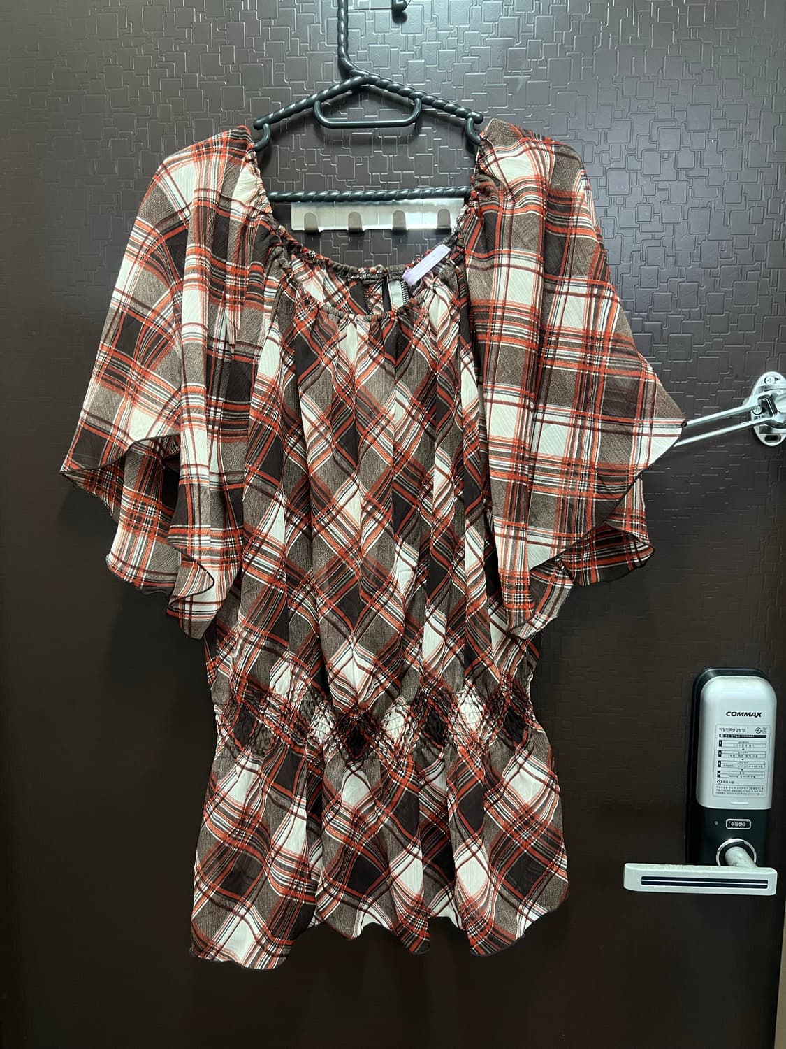 오프숄더 겸 반팔 체크 시스루 블라우스 free 상품이미지1