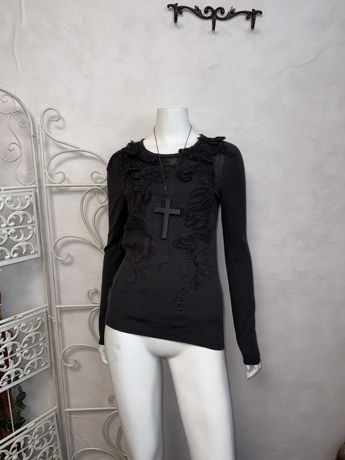 Obzéé charcoal fairy floral lace knit 상품이미지1