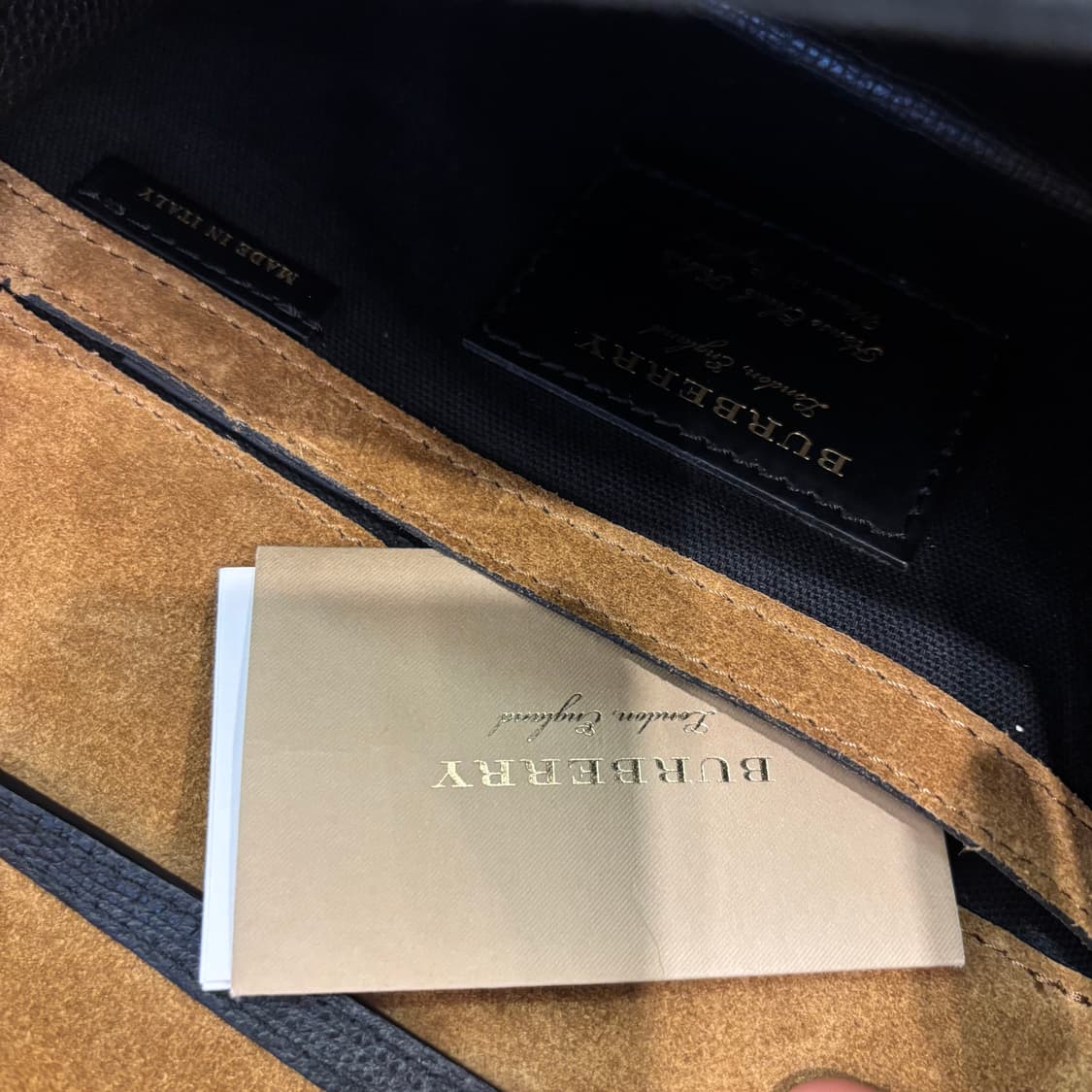 정품 버버리 맥켄 크로스백     상품이미지9