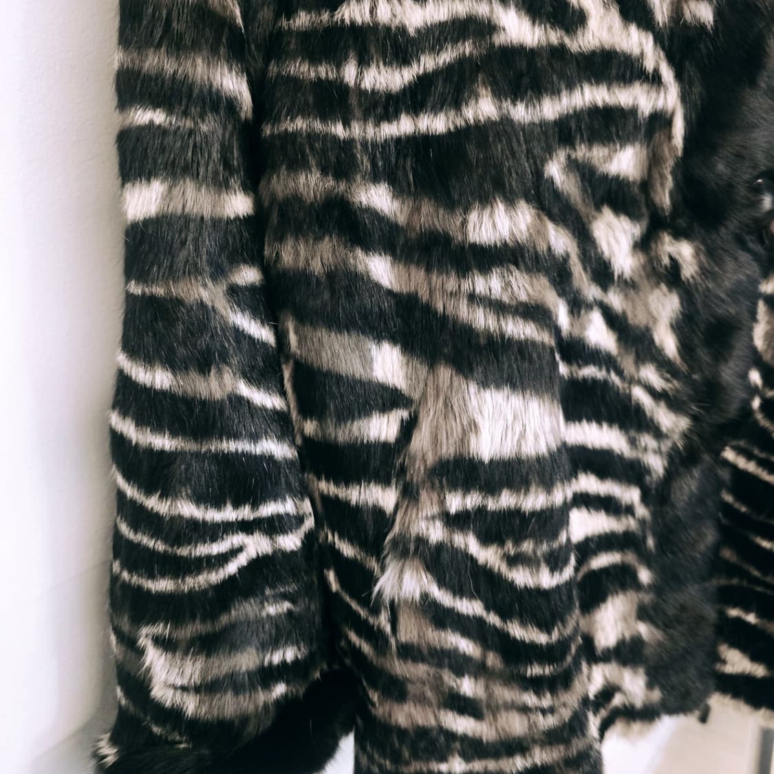 실크100% 레빗 양면 코트 상품이미지4