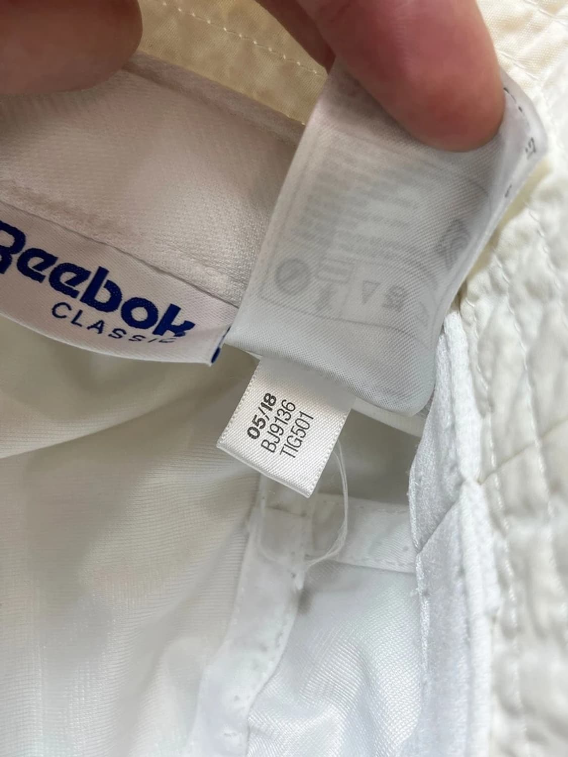 리복 클래식 벡터 버킷 햇 Q1352 상품이미지9