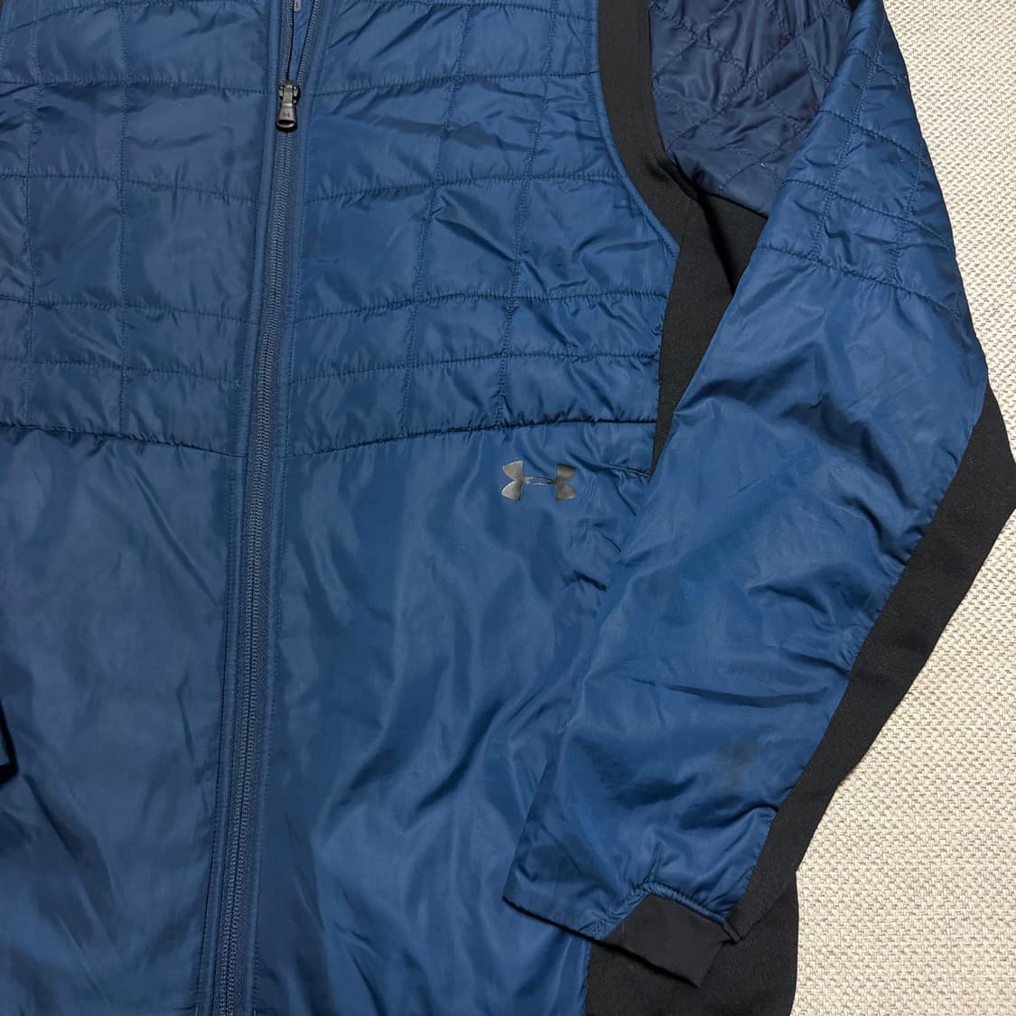 언더아머 퀄팅 경량패딩 자켓 상품이미지2