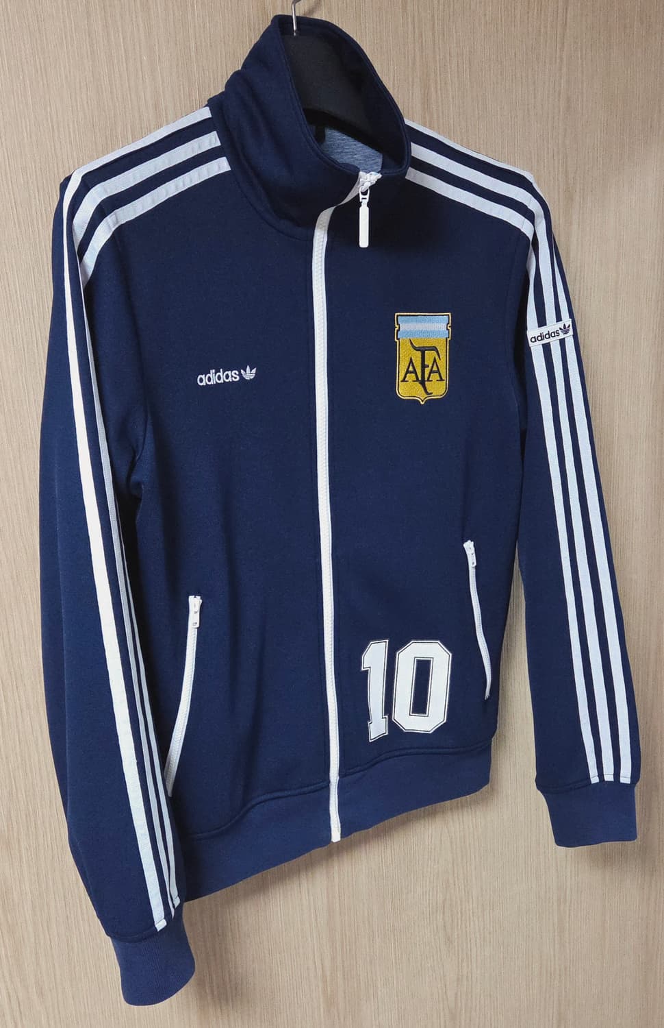 (착샷) 아디다스 아르헨티나 져지 트랙탑 메시 마라도나 상품이미지2