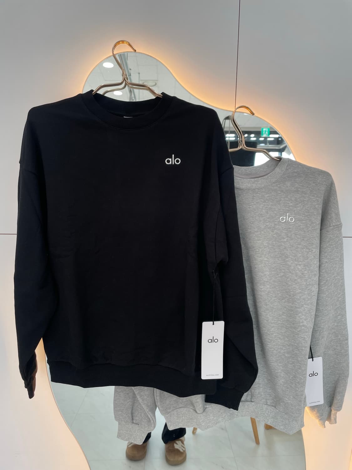 [새상품] 알로 맨투맨 여성용 상품이미지1