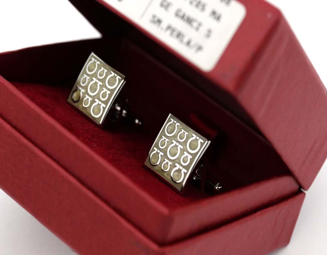 페라가모 S등급 남자 명품 커프스 상품이미지2