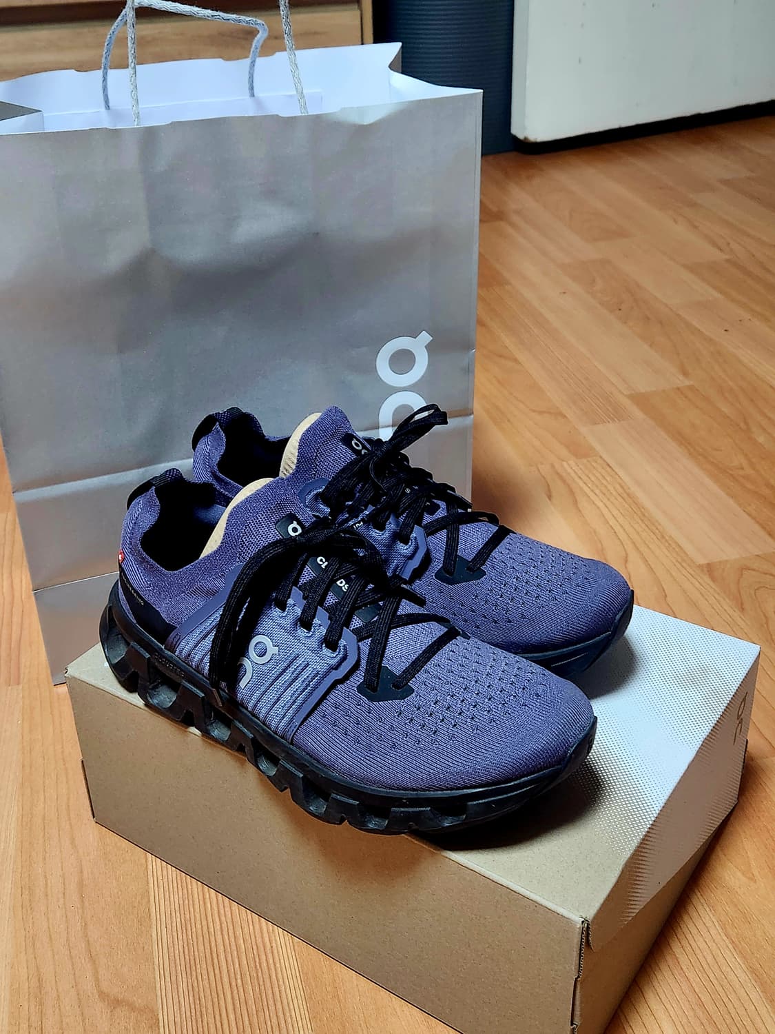 ON 러닝화 운동화 퍼플 상품이미지3