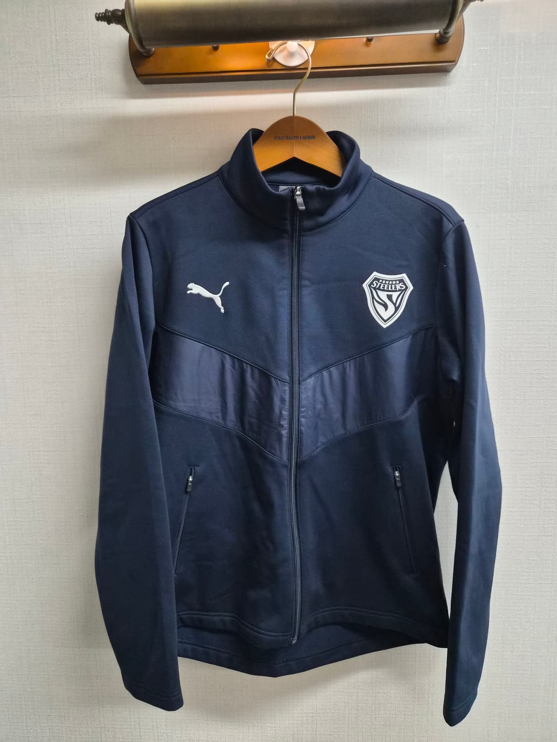 L/100) 퓨마 포항 스틸러스 트랙탑 져지 팝니다 상품이미지1