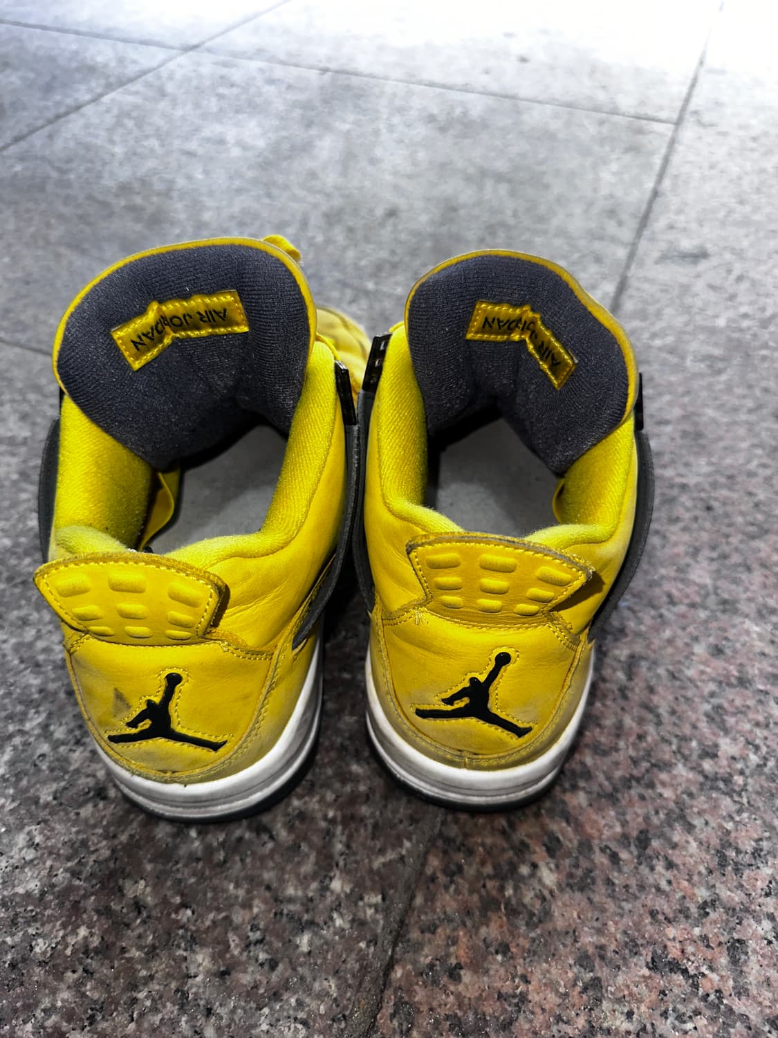 조던4 레트로 투어 옐로우 상품이미지2