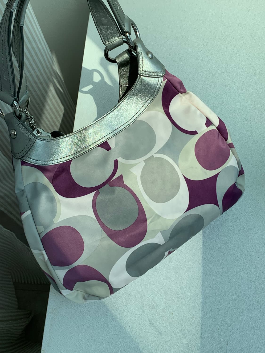 [S급] 희귀 💜 Coach Silver Buckle Bag 상품이미지3