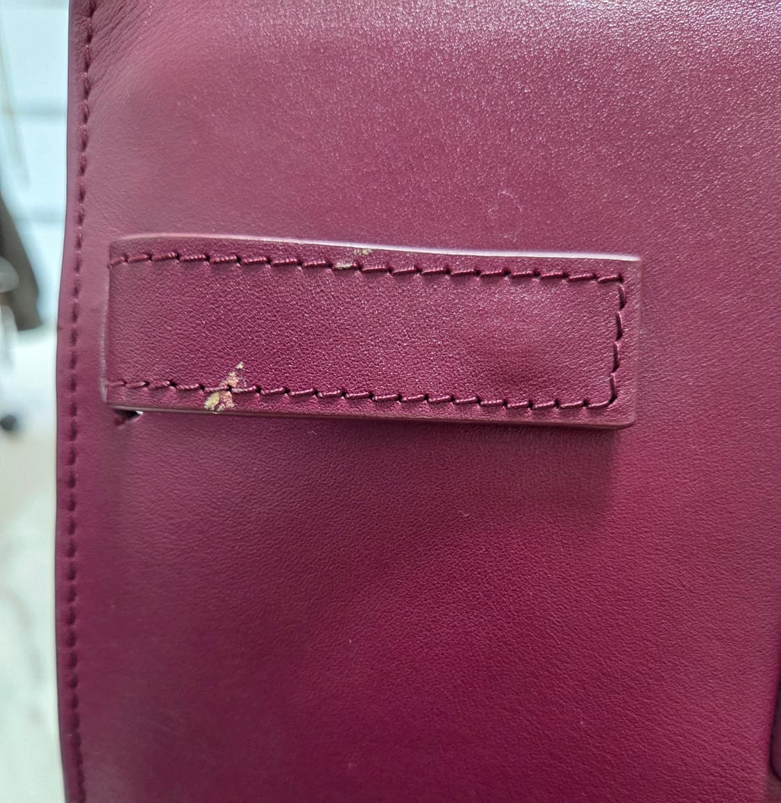 생로랑 버건디 레더 토트백 상품이미지4