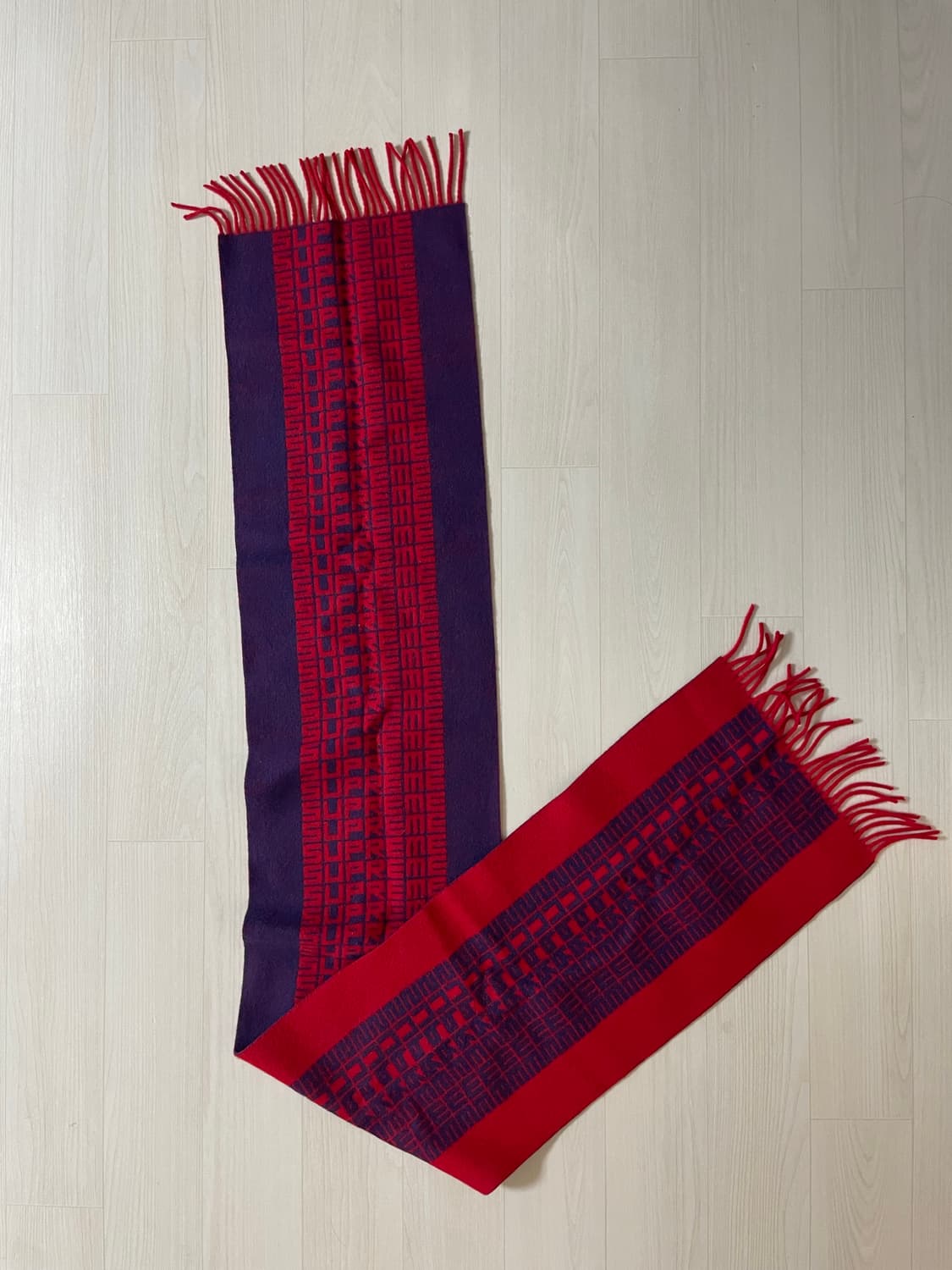 슈프림 머플러 상품이미지1