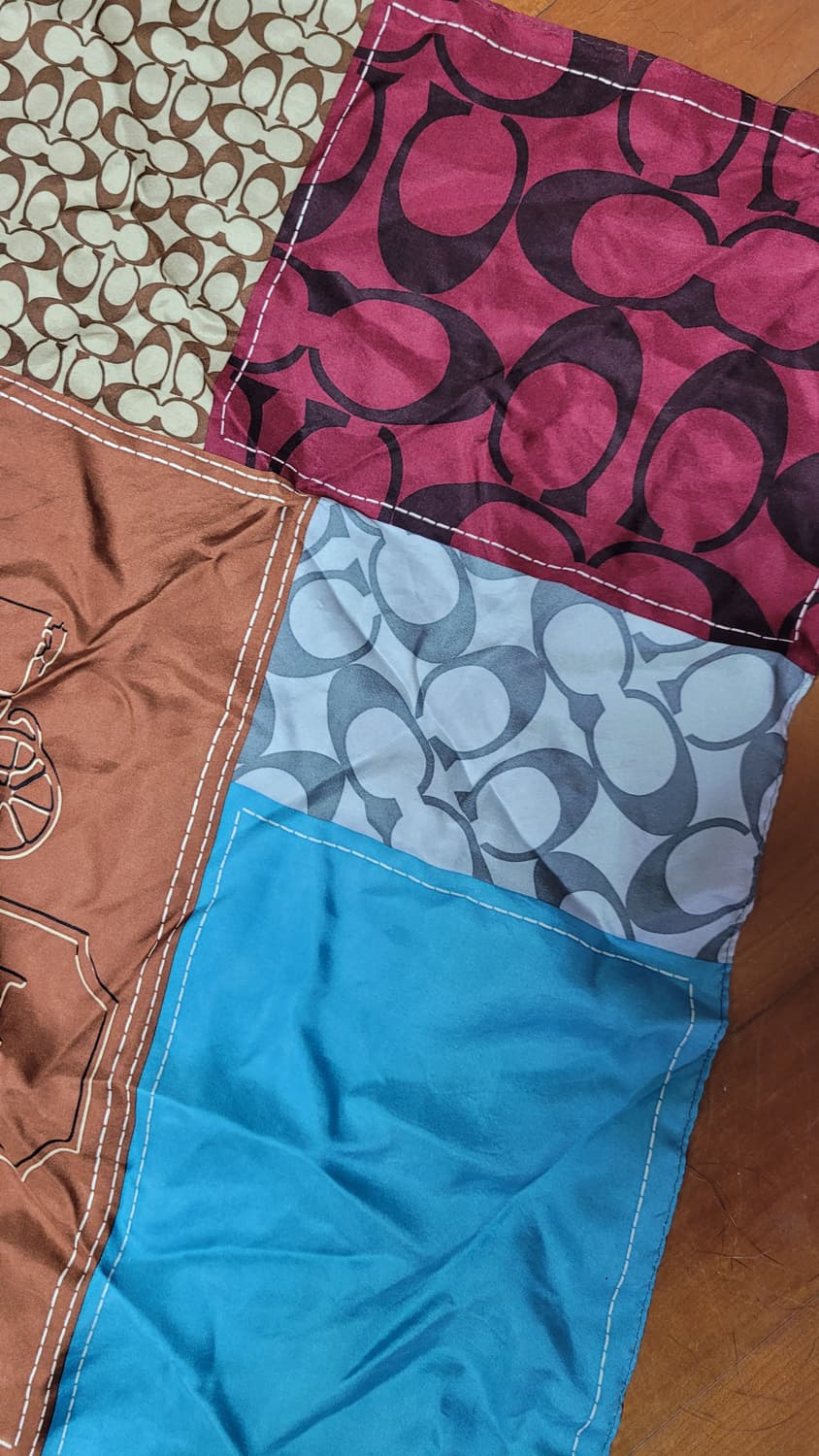 정품 코치 패치워크 실크 스카프 상품이미지3