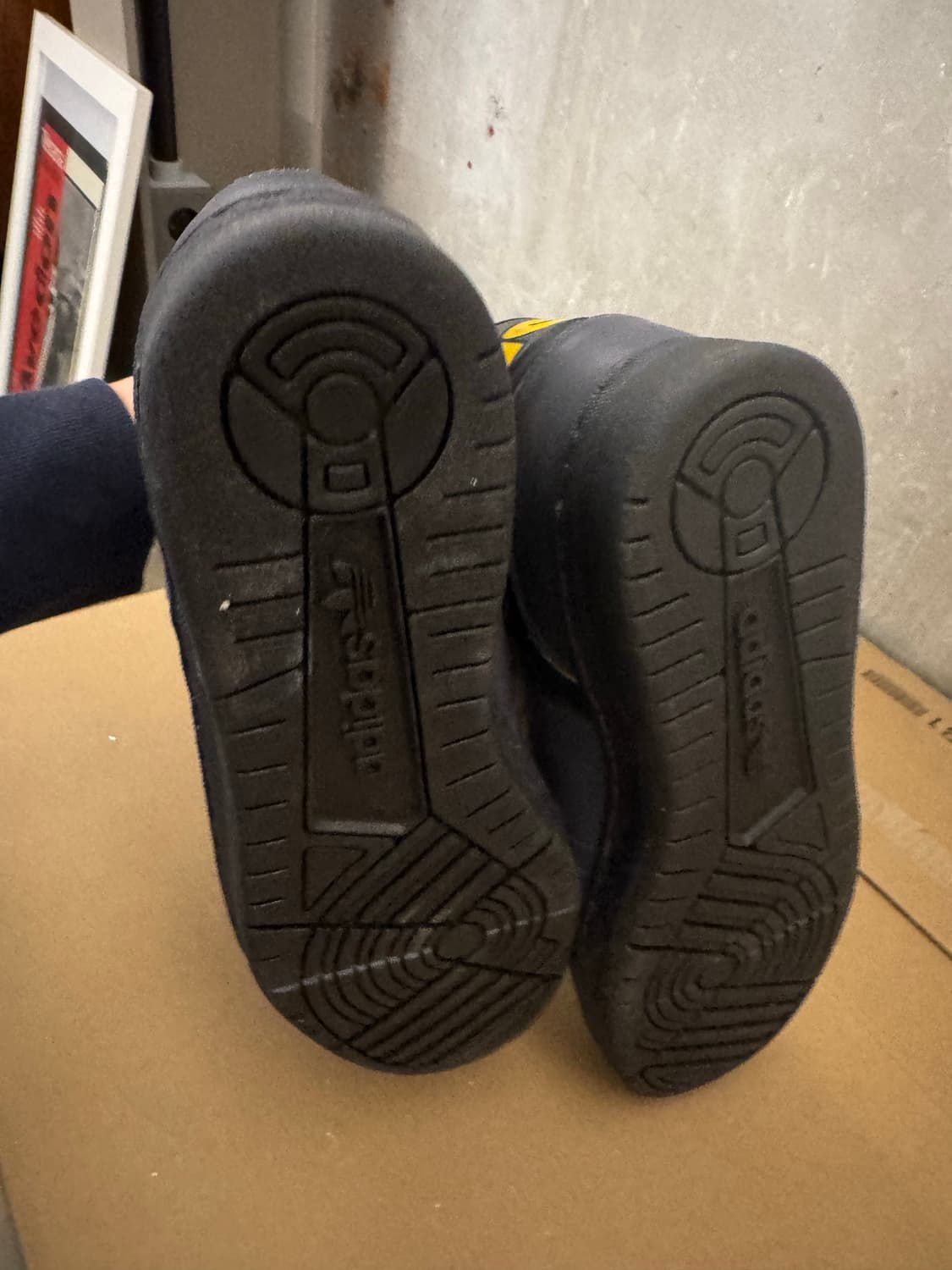 [270] 미착용 프랑스구매 아디다스 엑스타시 하이 블랙/골드 상품이미지2