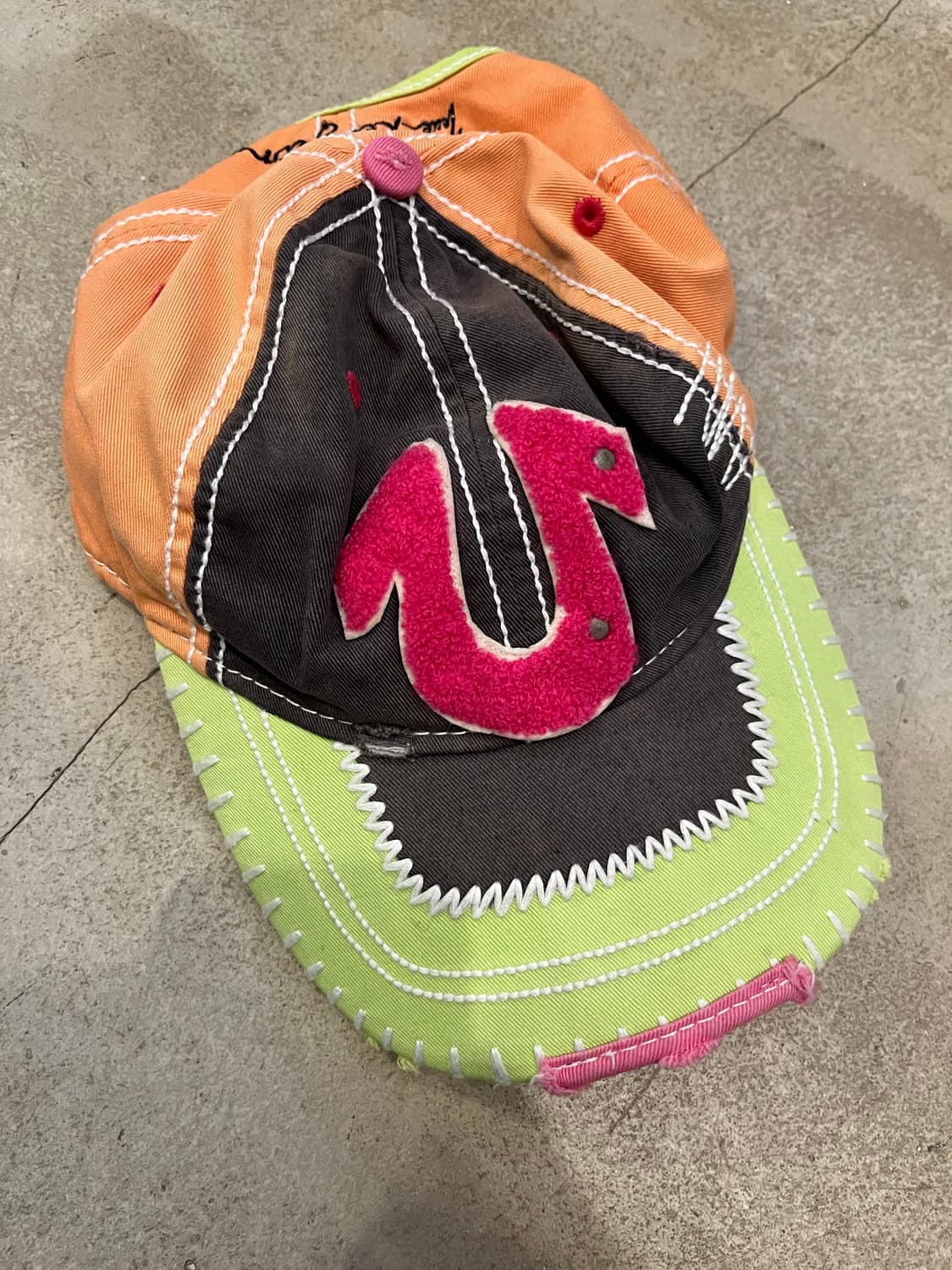 빈티지 트루릴리젼 6패널 상품이미지1