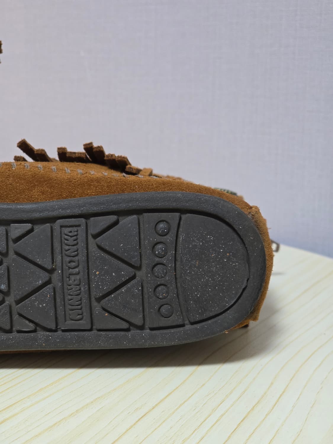 미네통카 X 어스뮤직 하이탑 백 집 모카신 240 상품이미지8