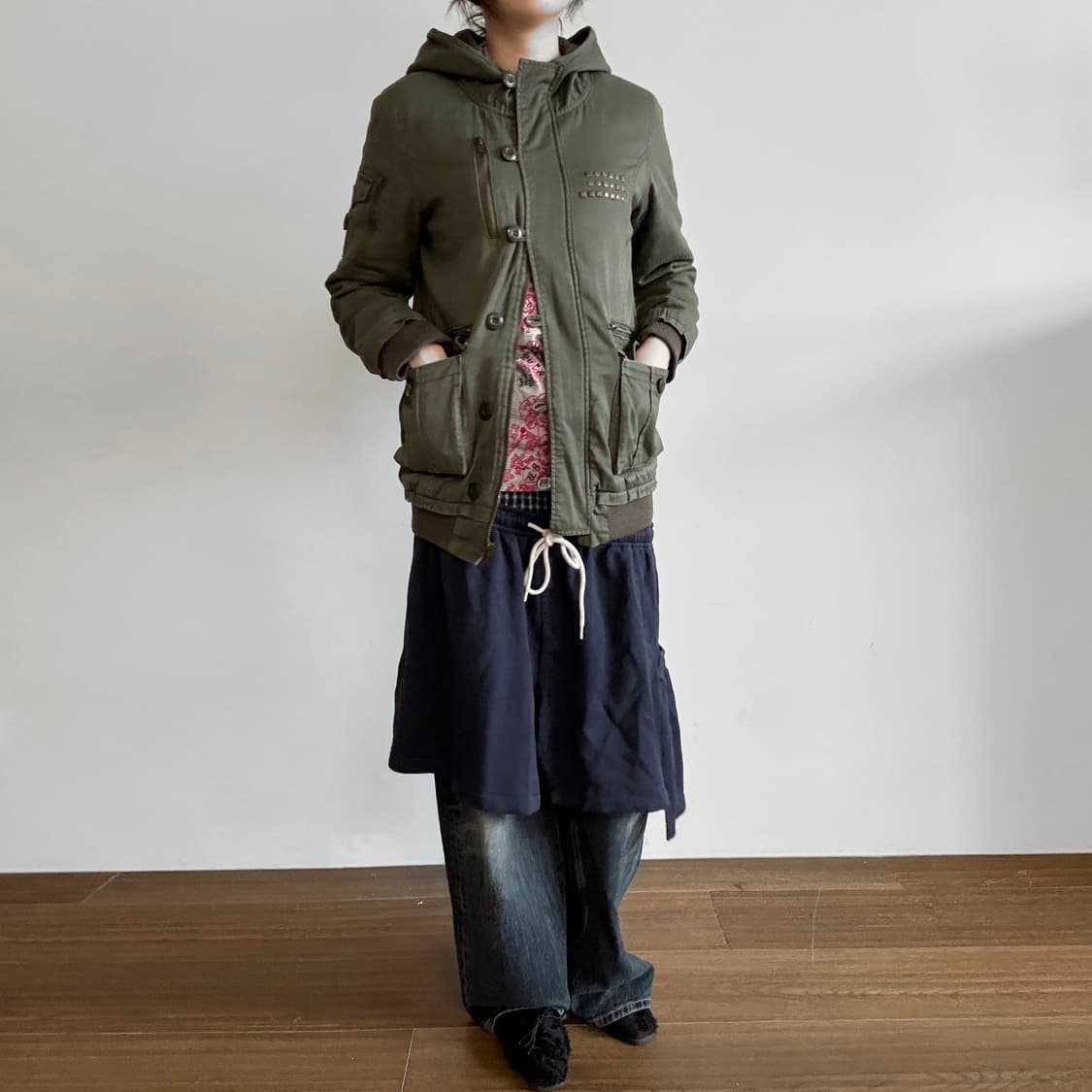Studded Hooded Field Jacket 상품이미지1