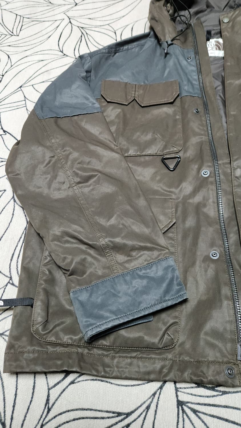 노스페이스 화이트라벨 왁스 레인저 바람막이 자켓 105사이즈입니다 상품이미지3