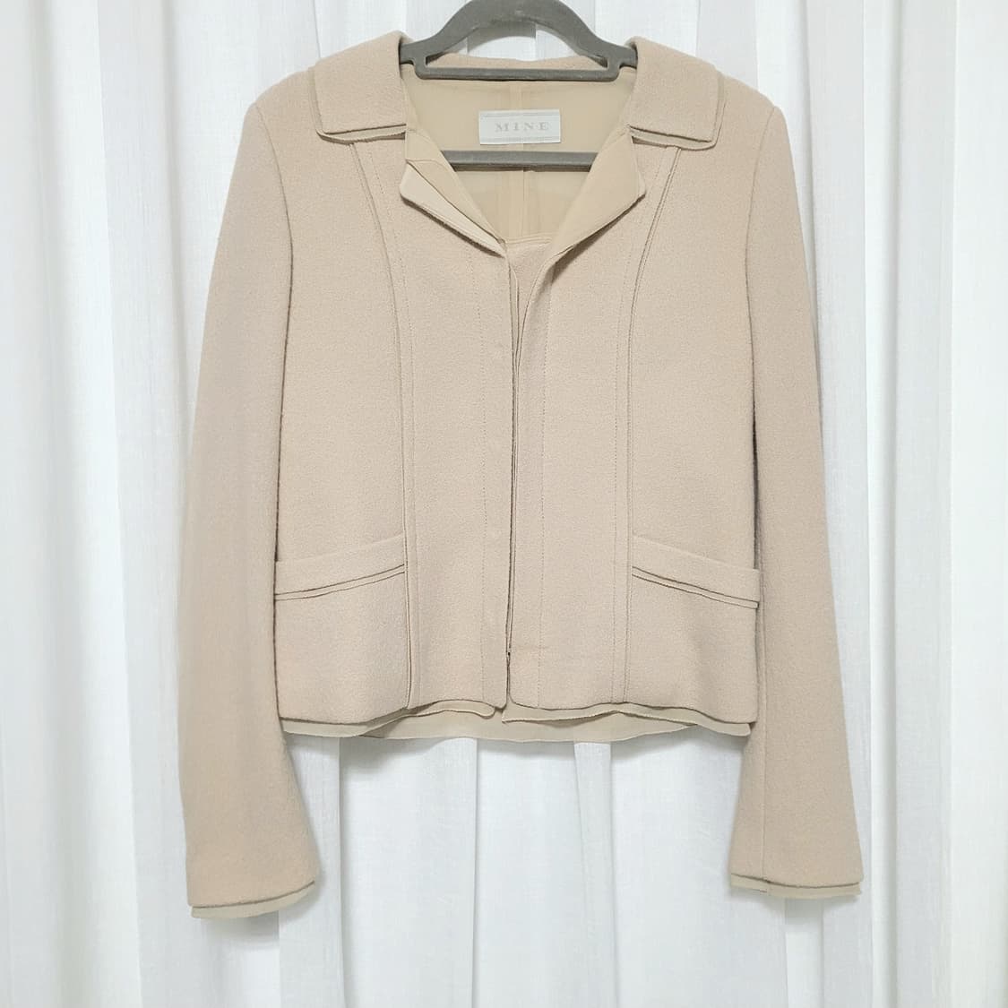 한섬 MINE 마인 울98% 자켓 (55) 안 덥고 무겁지 않음/상태최상 상품이미지1