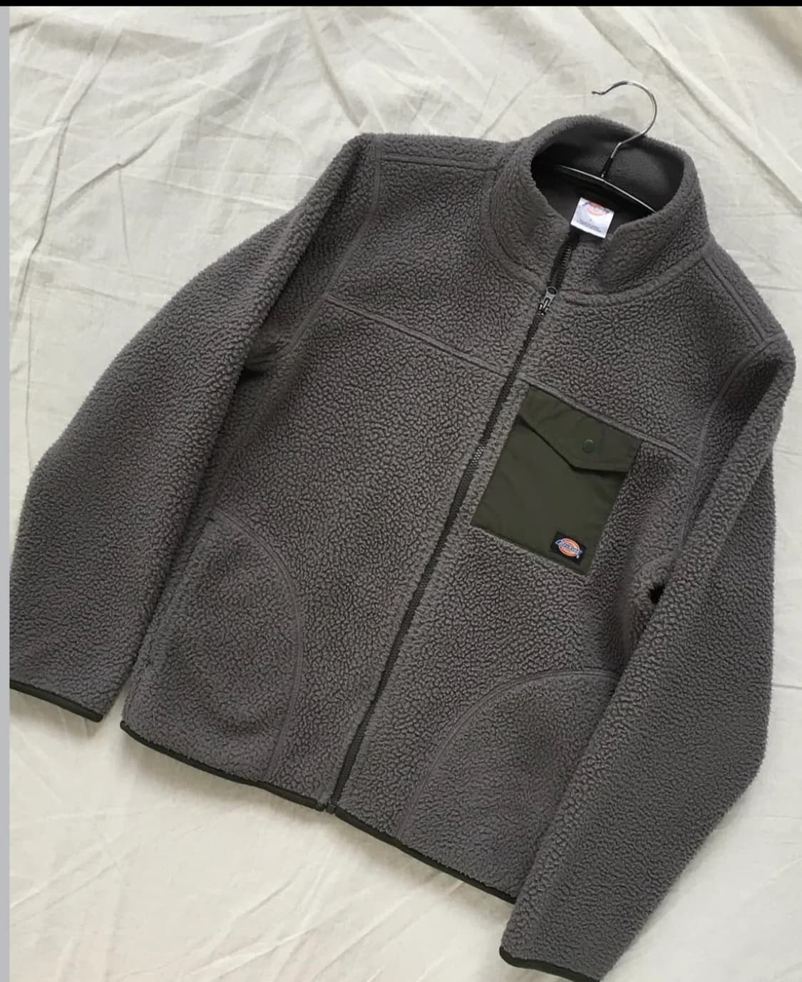 디키즈 플리스 가슴포켓 집업 카키 상품이미지2