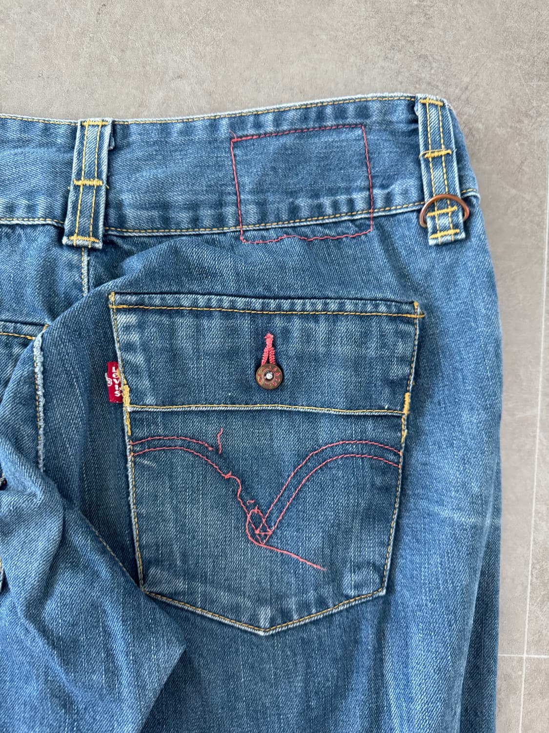 00s 리바이스 106 (Low Flare / Bootcut) 상품이미지5