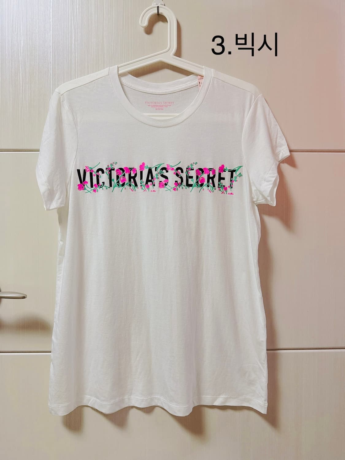 (새상품/택포함) 빅토리아 시크릿   플로럴 티셔츠 M 상품이미지2