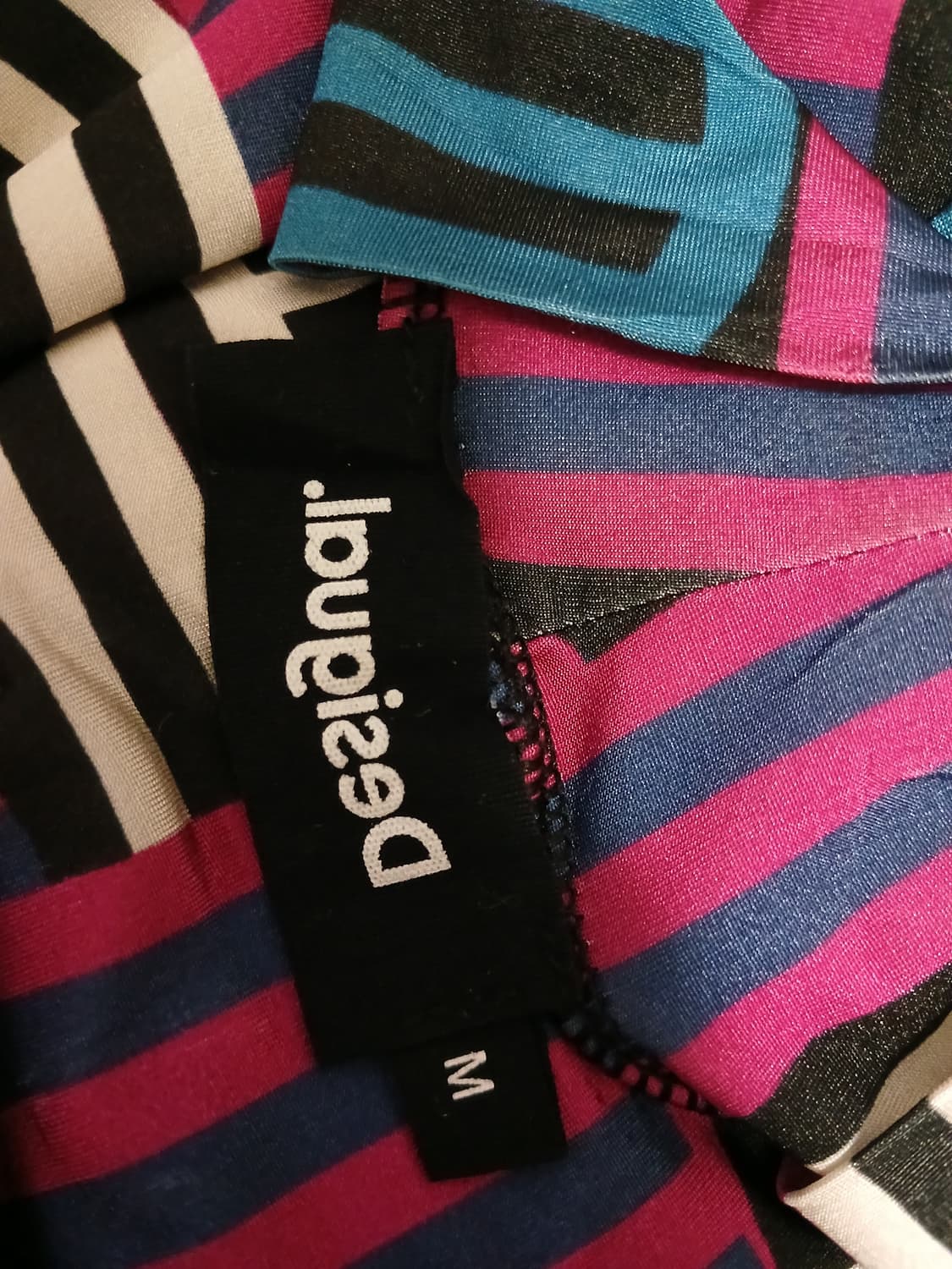 데시구알 히피 기하학 무늬 슬리브리스 상품이미지2