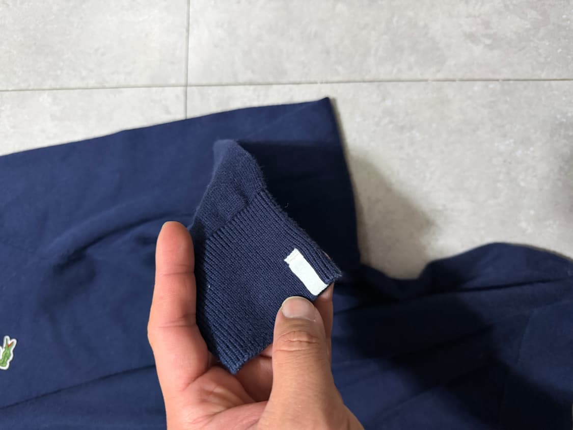 라코스테 네이비 컬러 빈티지 코튼 니트 105size   상품이미지3