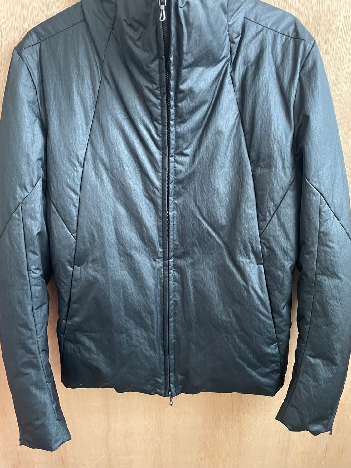 카즈유키쿠마가이 절개 패딩 상품이미지3