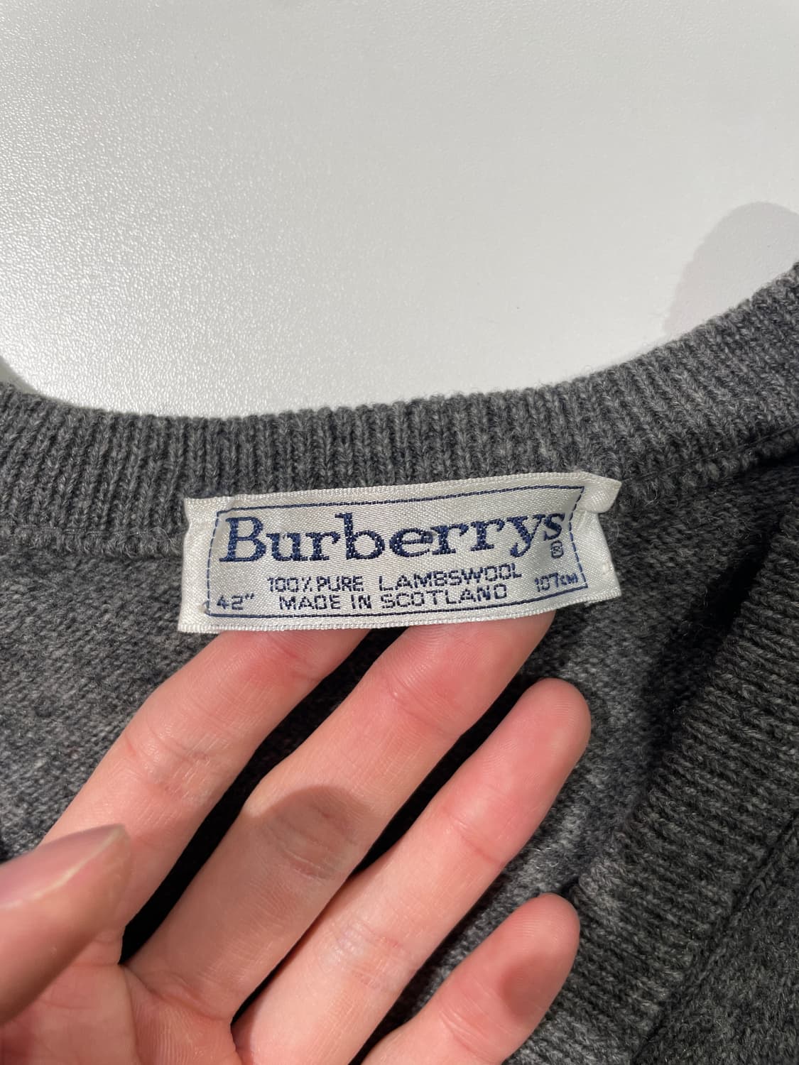 버버리 멜란지 그레이 기마로고 V넥 울 베스트 상품이미지7