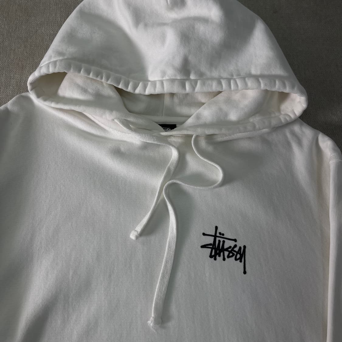 100 스투시 베이직로고 화이트 후드티  상품이미지3