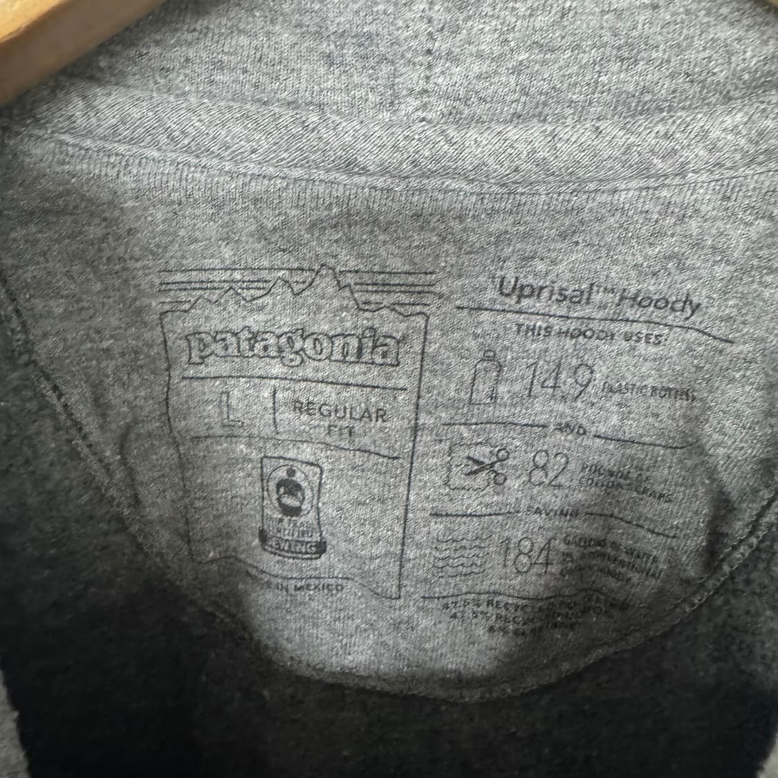 파타고니아 빅로고 후드티 상품이미지3