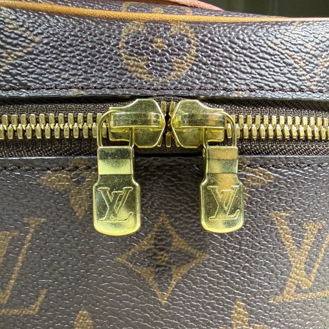 [풀구성] 루이비통 니스 나노 메이크업 케이스 모노그램 토트백  상품이미지3